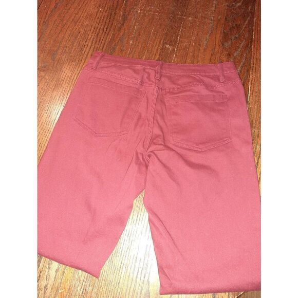 Size 8 Serra Dark Red Stretchy Pants with Pockets and Belt Loops Mid Rise - Picture 4 of 4
